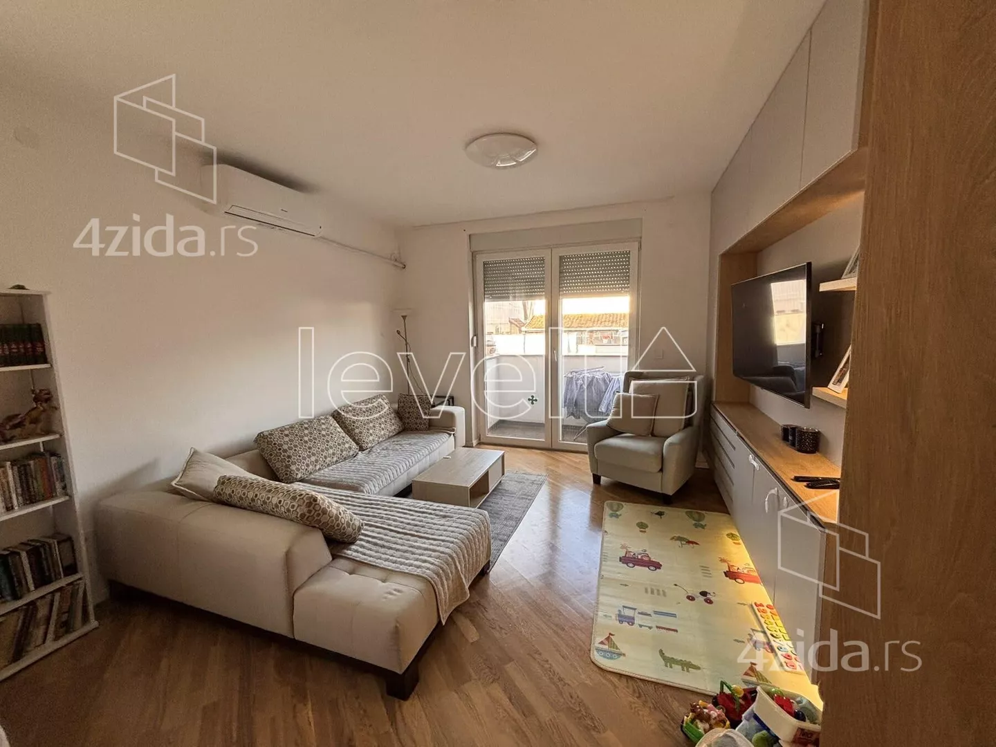 Četvorosoban stan | 4zida