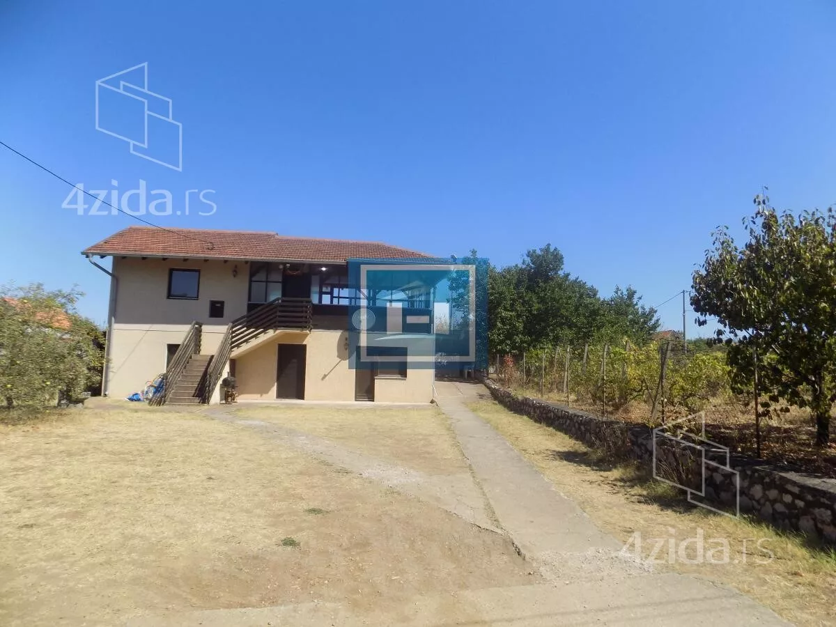 Kuća | 4zida