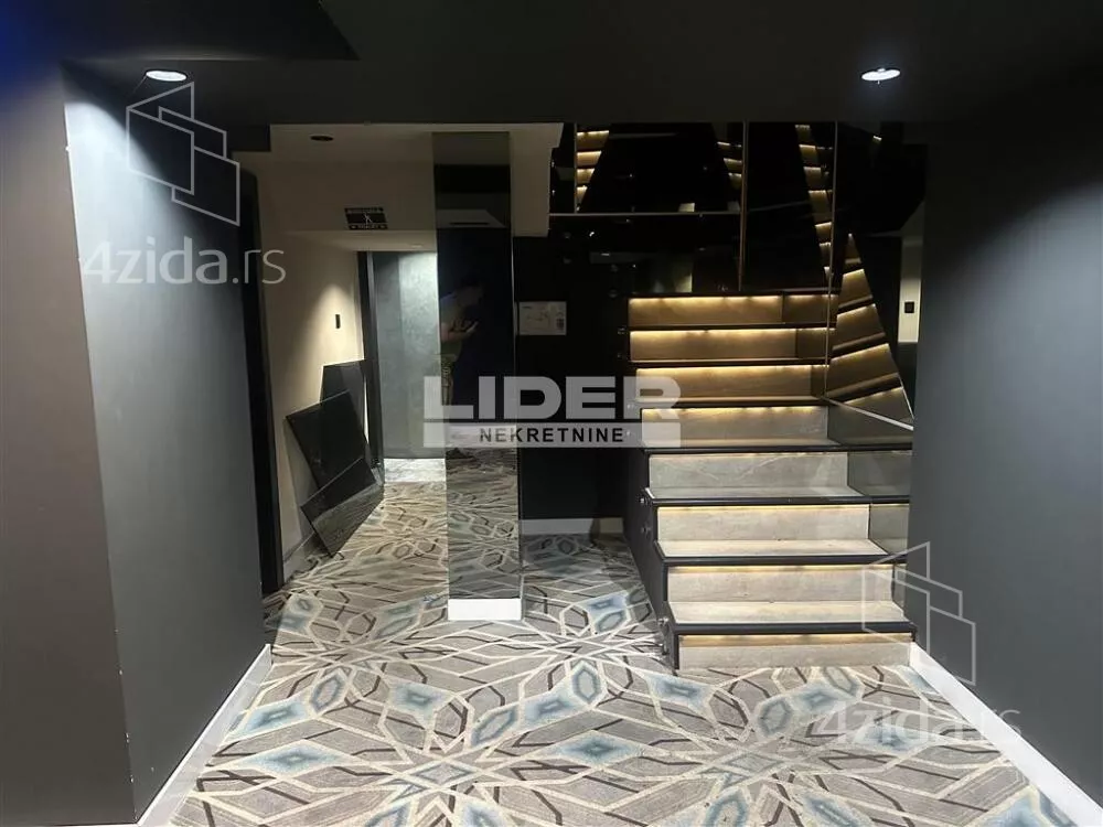 Lokal | 4zida