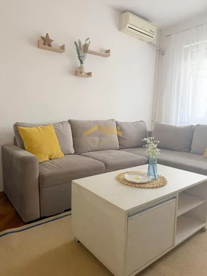 Adamovićevo Naselje | 4zida.rs