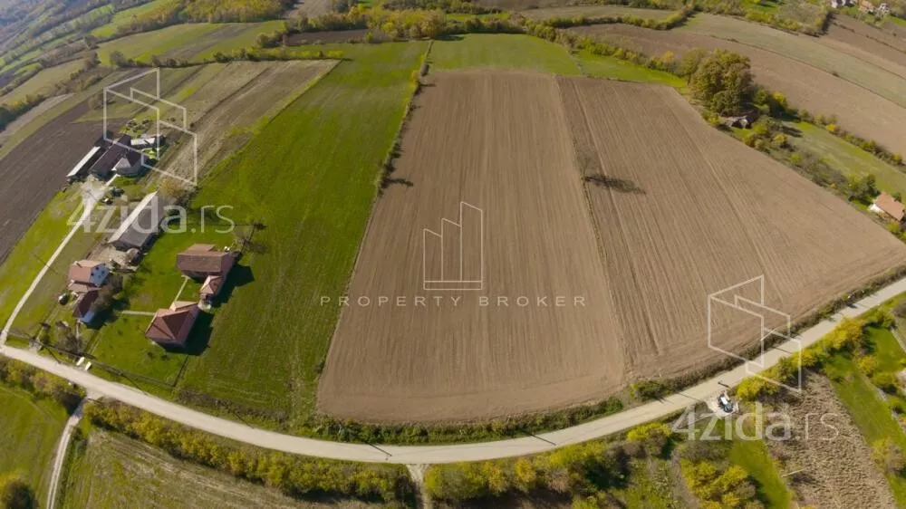 Građevinsko zemljište | 4zida