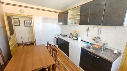 Ekonomski/Pravni Fakultet | 4zida.rs