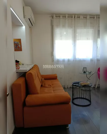 Jovana Isailovića | 4zida.rs