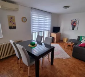 Novi Sad - Centar, Stari Grad, Gradske lokacije, Novi Sad, 3.0 stan | 4zida.rs