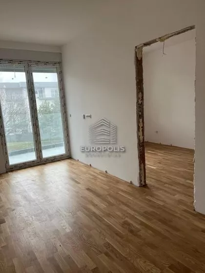 Novi Banovci | 4zida.rs