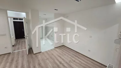 Dom Zdravlja | 4zida.rs