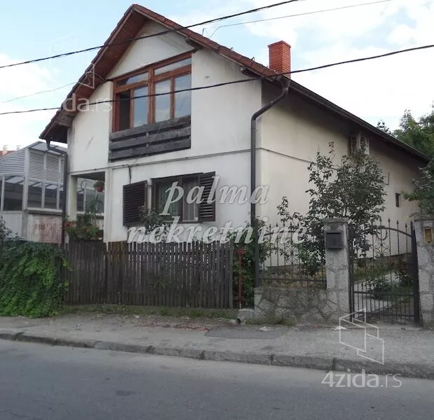 Kuća | 4zida