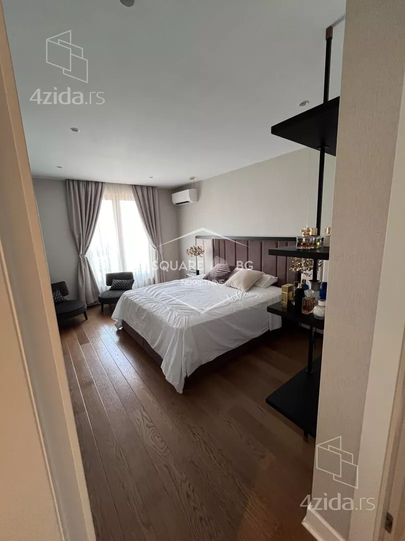 Četvoroiposoban stan | 4zida