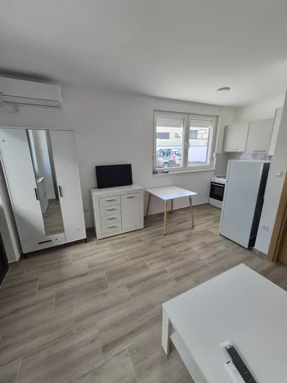 Novo Naselje | 4zida.rs