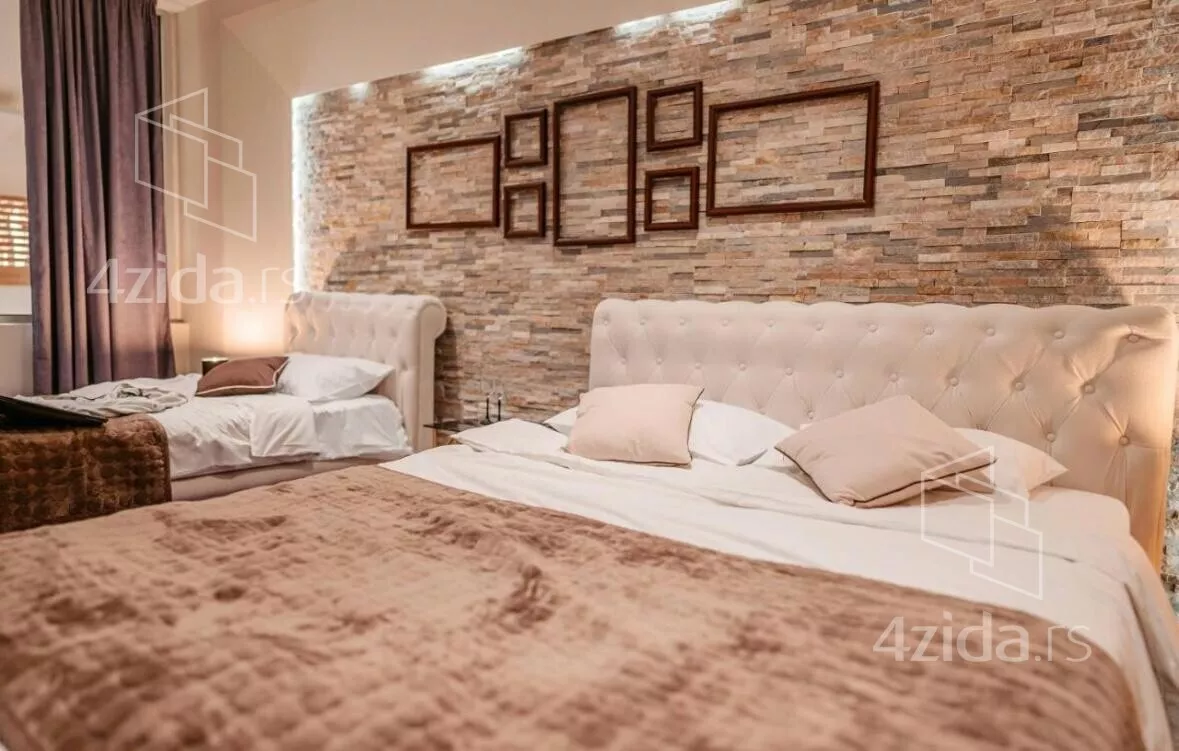 Turistički objekat | 4zida