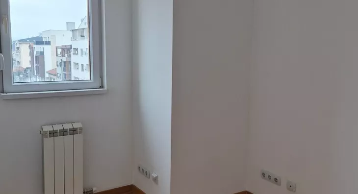 Četvoroiposoban stan | 4zida