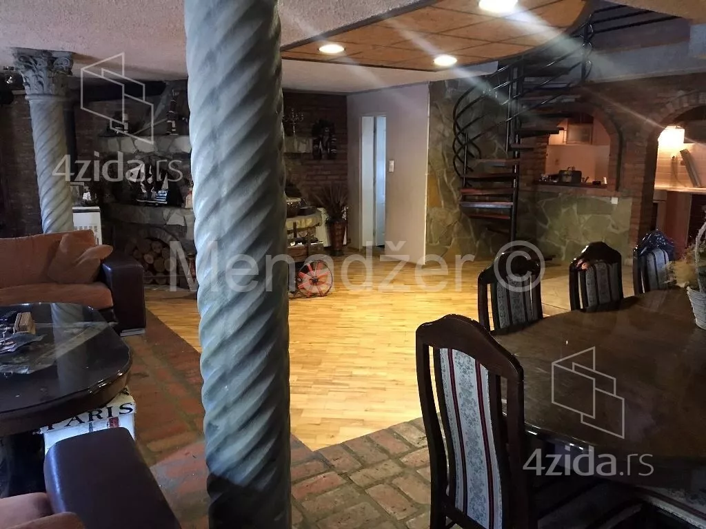 Kuća | 4zida