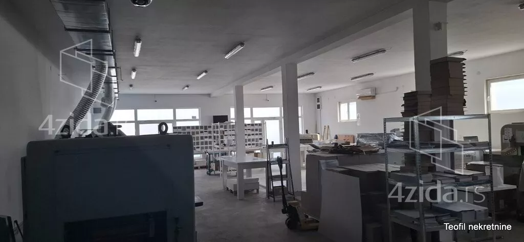 Poslovni prostor | 4zida