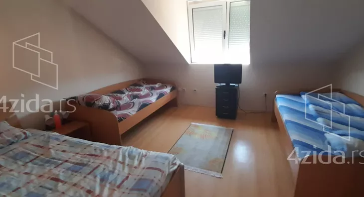 3-etažna kuća | 4zida