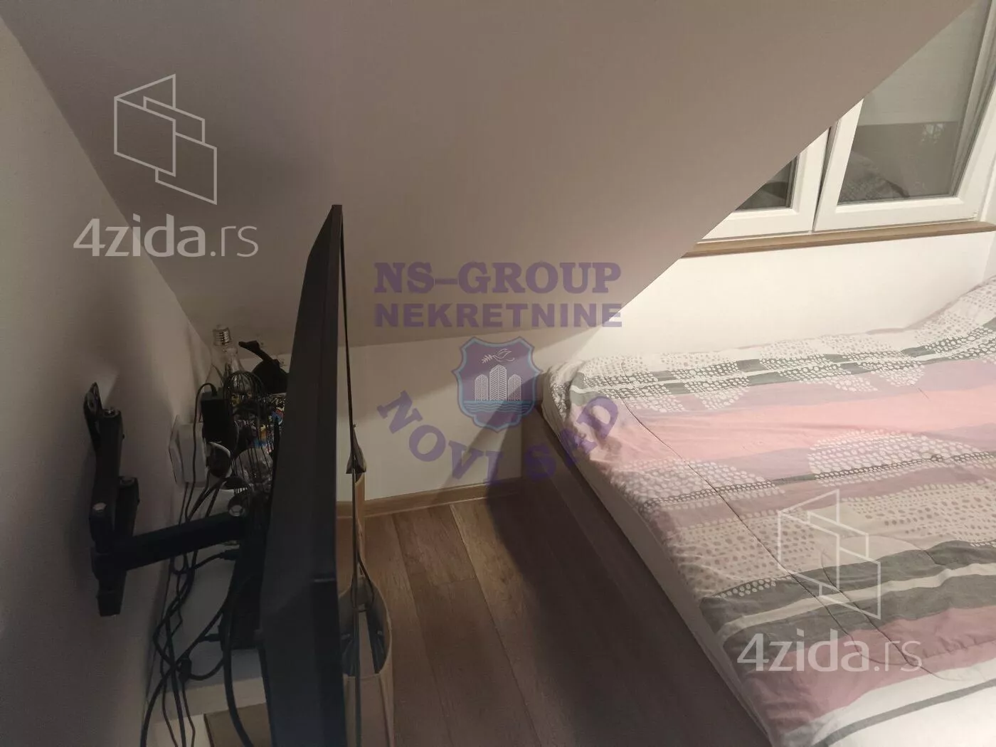 Dvoiposoban stan | 4zida