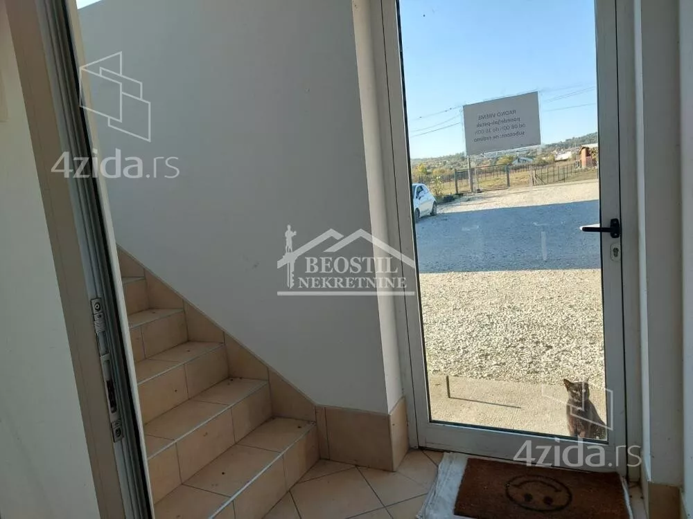 Hala | 4zida