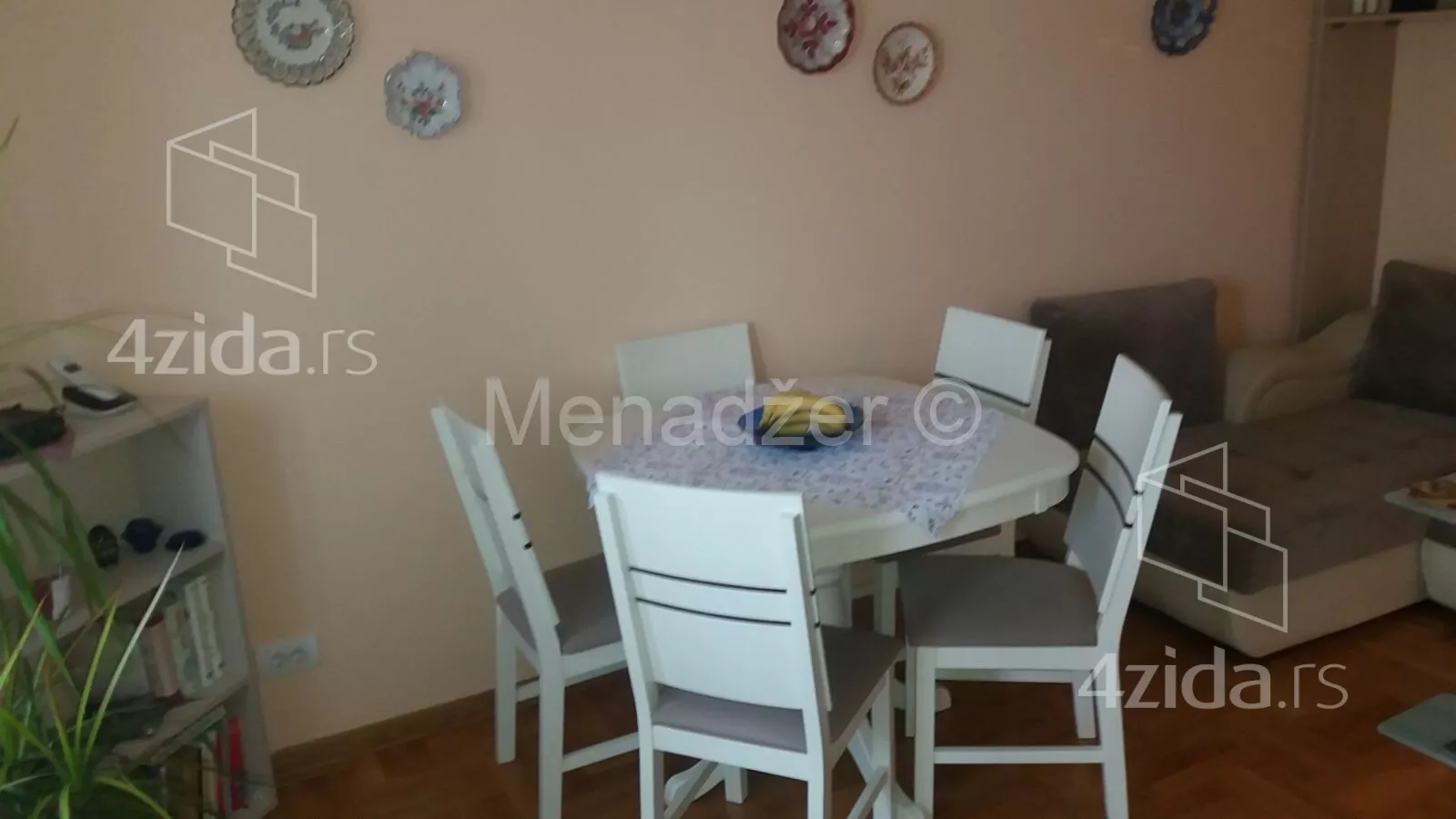 Jednoiposoban stan | 4zida