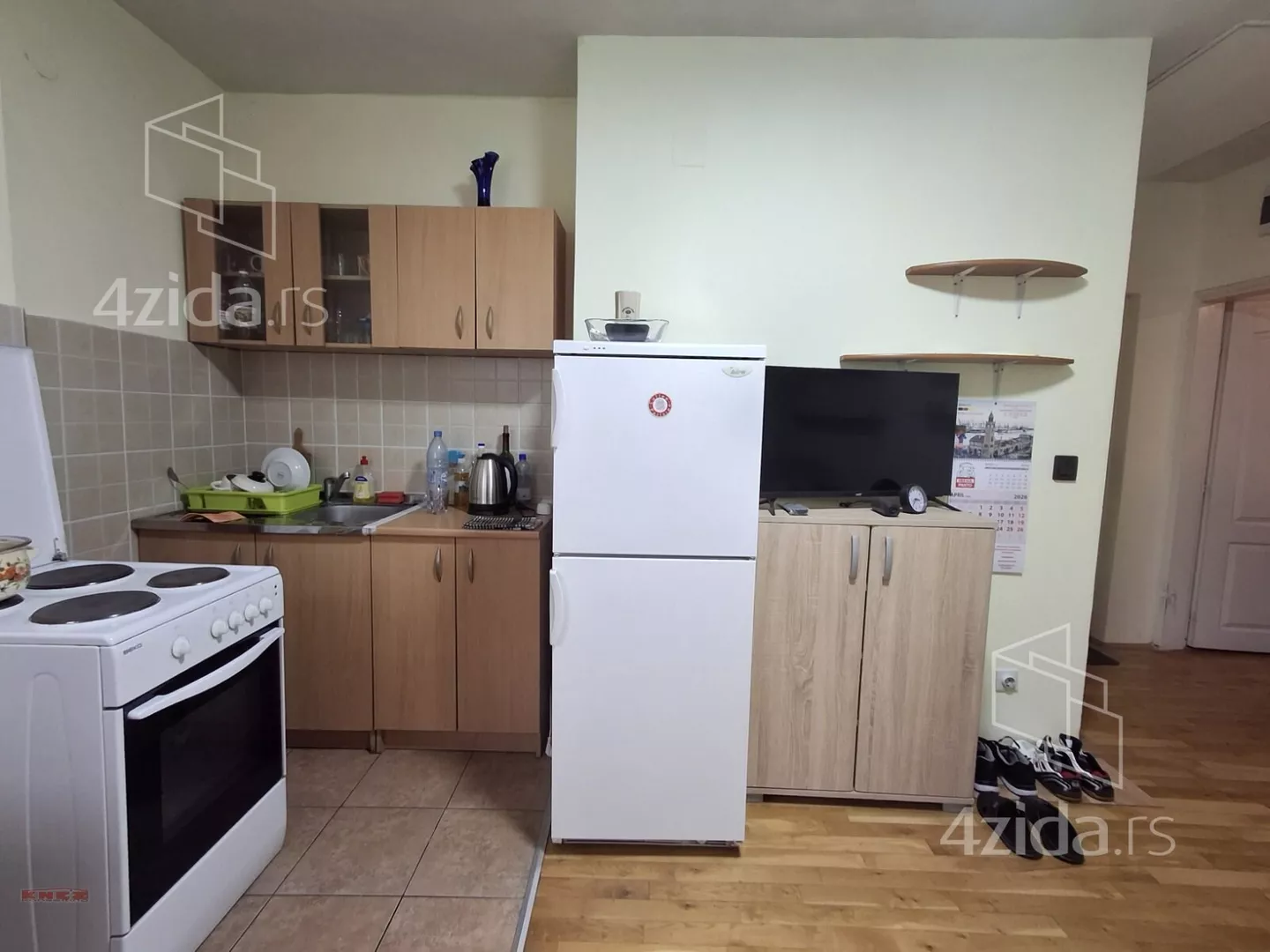 Jednoiposoban stan | 4zida