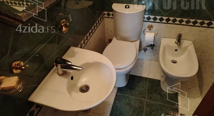 4-etažna kuća | 4zida