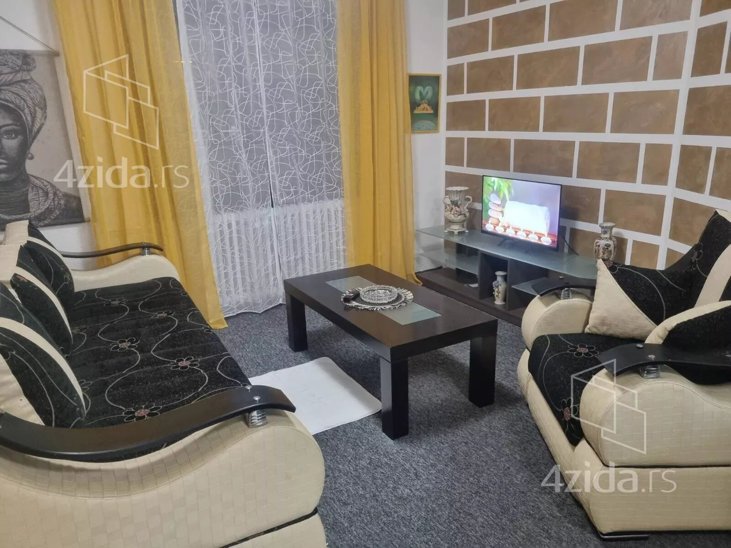 Jednoiposoban stan | 4zida