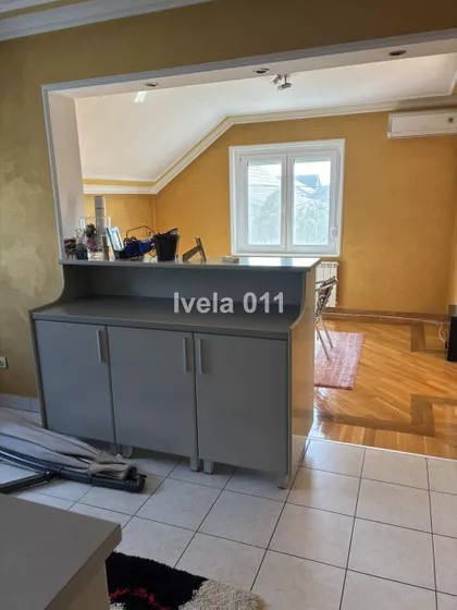 Nebojše Stojanovića Čarlija | 4zida.rs