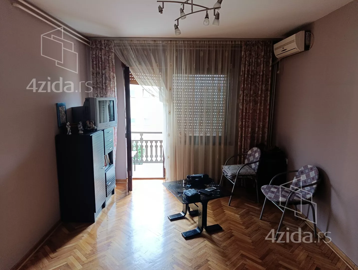 Dvoiposoban stan | 4zida