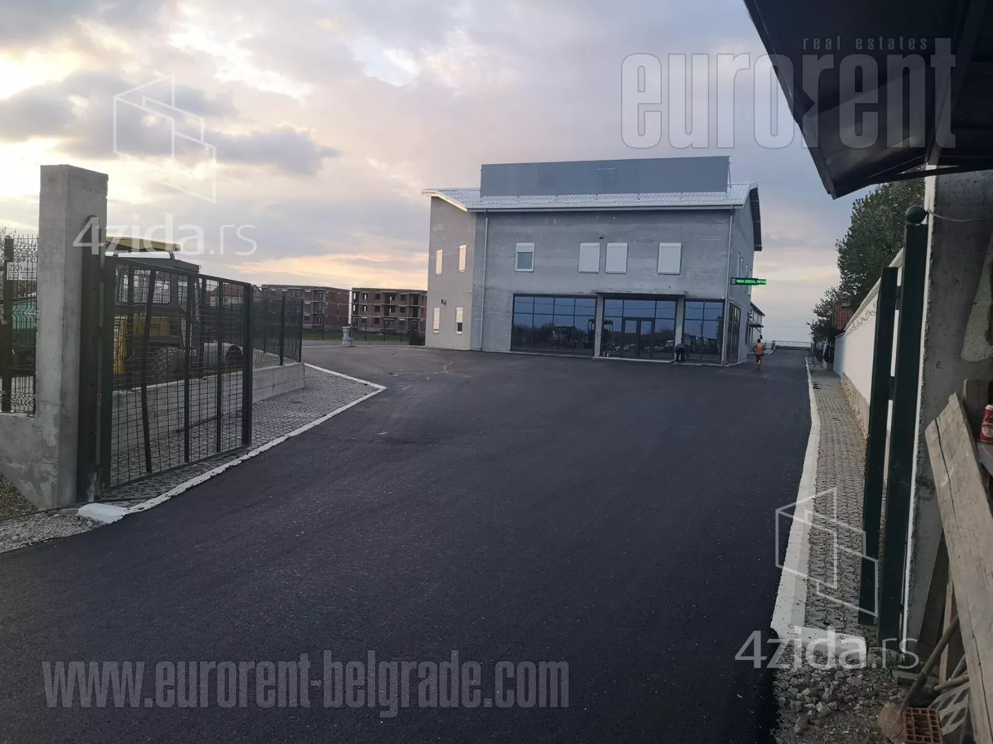 Poslovni prostor | 4zida