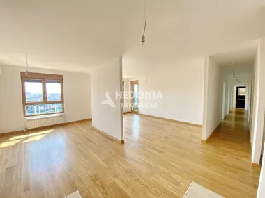 Tadije Sondermajera