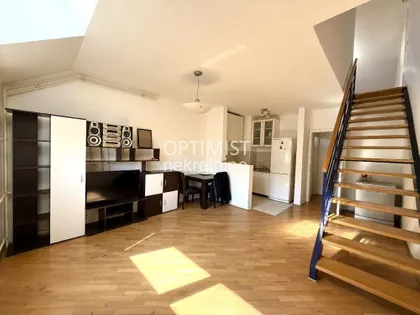 Albanske spomenice | 4zida.rs