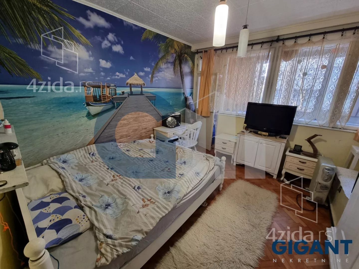 Troiposoban stan | 4zida