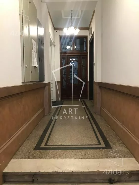 Kancelarija | 4zida