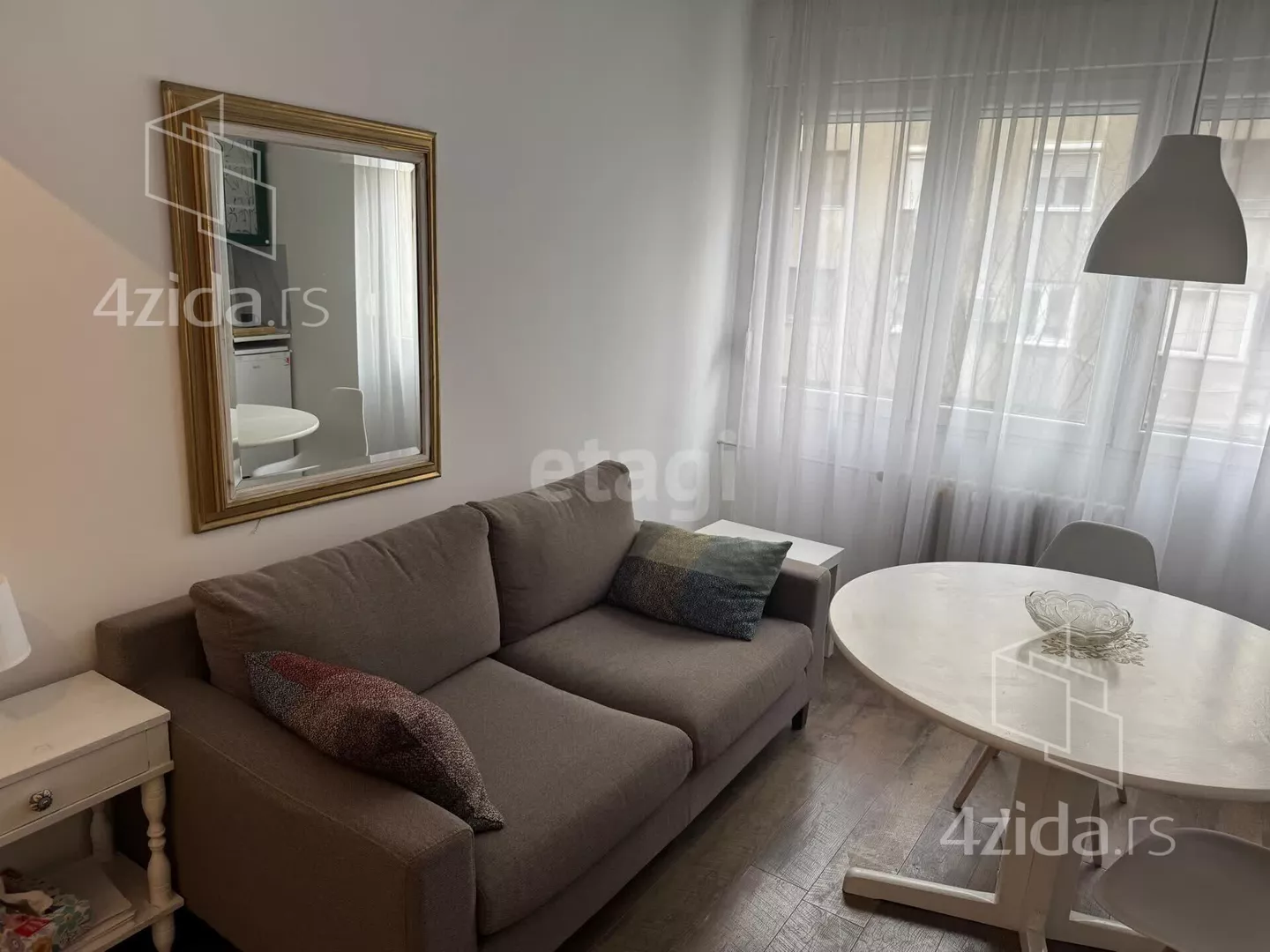 Jednosoban stan | 4zida