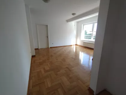 Kajmakčalanska 4 | 4zida.rs
