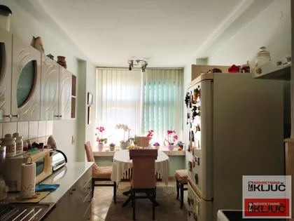 Kej | 4zida.rs