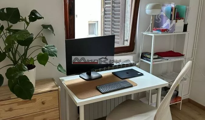 Četvoroiposoban stan | 4zida