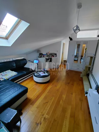 Cara Dušana | 4zida.rs