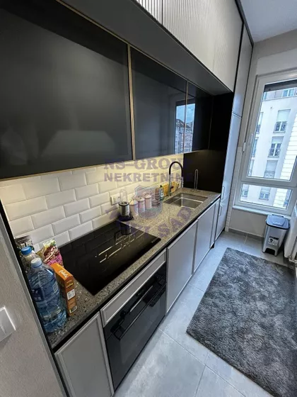 Cara Dušana | 4zida.rs