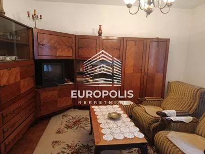 Vlade Ilića | 4zida.rs