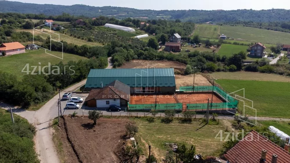 Poslovni prostor | 4zida