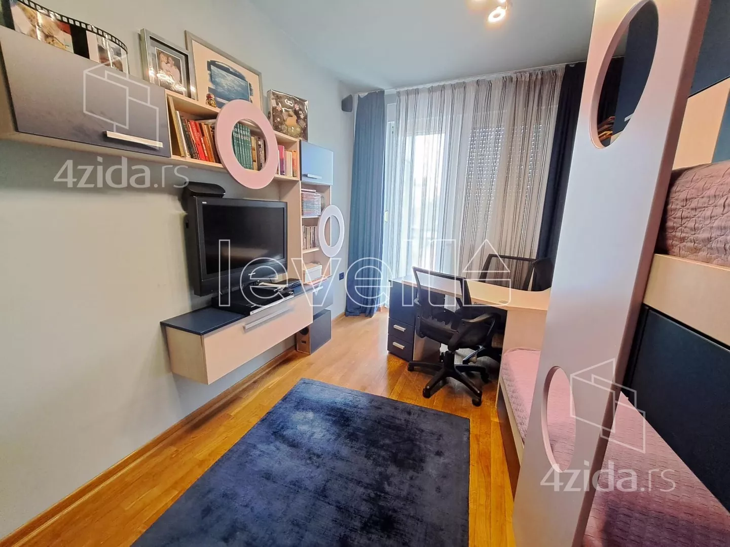 Petosoban stan | 4zida