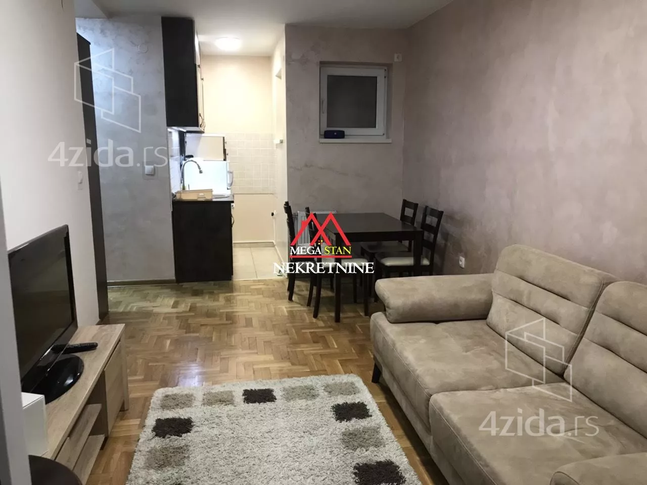 Jednoiposoban stan | 4zida