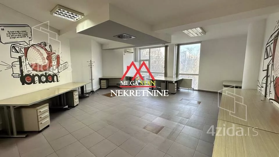 Poslovni prostor | 4zida