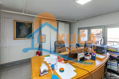 Trg Pavla Stojkovića | 4zida.rs