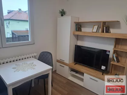 Železnička stanica | 4zida.rs