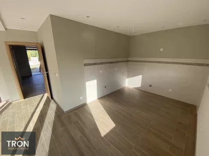 Nemanjina | 4zida.rs