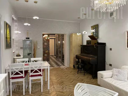 SKUPŠTINA | 4zida.rs