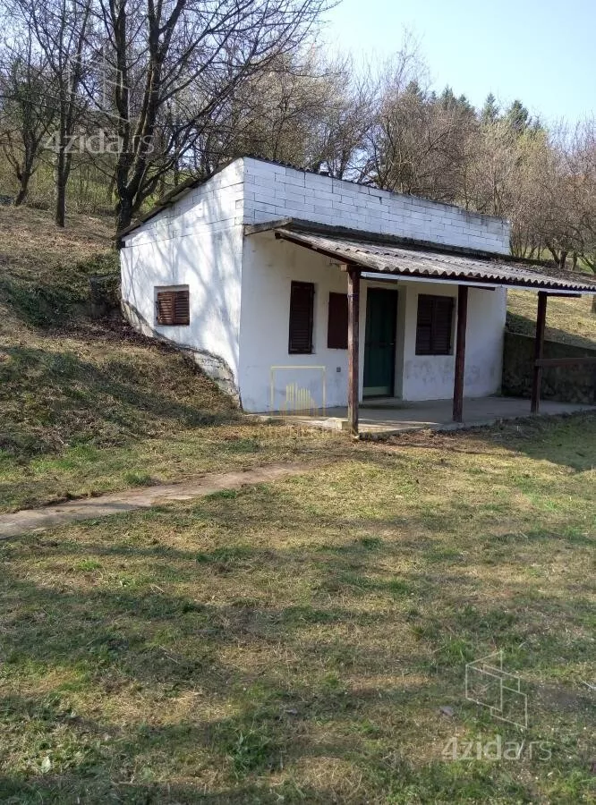 Plac | 4zida