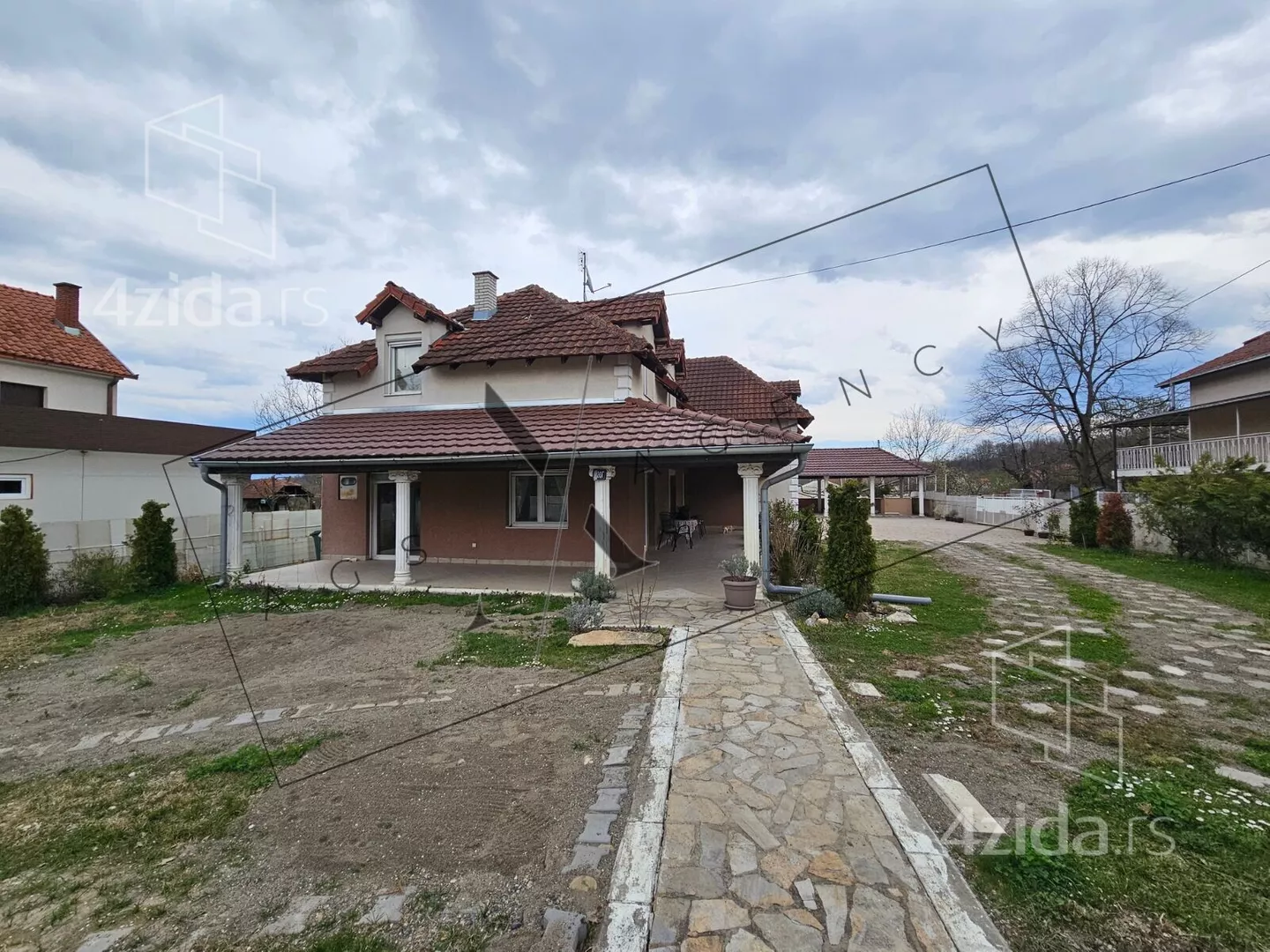 2-etažna kuća | 4zida