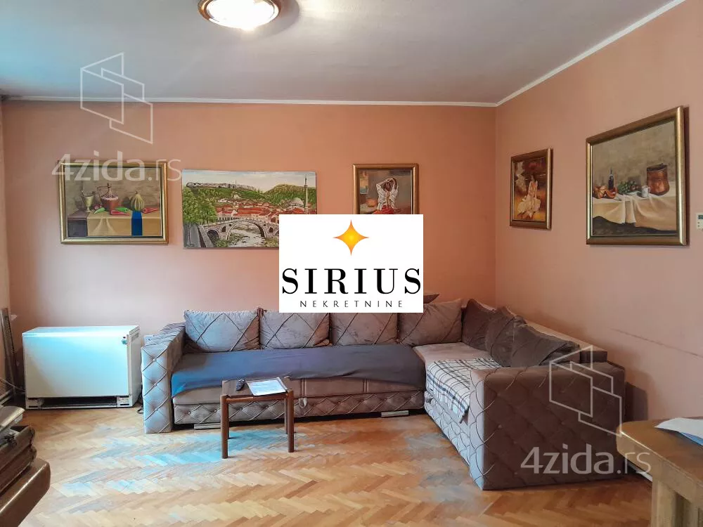 Troiposoban stan | 4zida