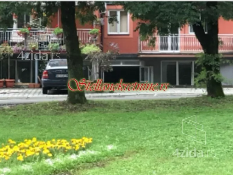 Poslovni prostor | 4zida